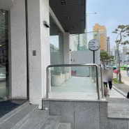 서울 충무로 베이커리 온더플랜커피랩 대형 카페