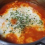 토마토소스 계란 요리 에그인헬 삭슈카