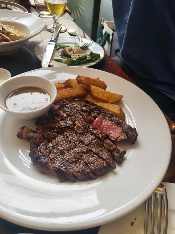 호치민여행 1군 맛집 프랑스 레스토랑, The Refinery : 네이버 블로그
