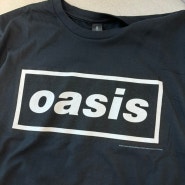 오아시스 데카 로고 반팔 티셔츠 블랙 리뷰 OASIS Decca Logo T-Shirt Black