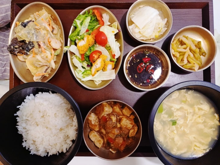 산모식단,한식,반찬,고급식기