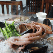 파주 가람마을 흥칼 맛집: 흥부네 해물칼국수&왕만두