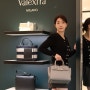 여자 명품가방 브랜드, 발렉스트라 현대백화점 목동점 팝업스토어 오픈
