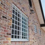 옥과 방범창 창문에 안전과 , 튼튼함