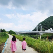 빨강 체크 남매 커플룩