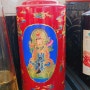부처님 그림이 그려져 있는 술병