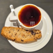 [서초역] 스티머스팩토리샵 # 엄청난 비주얼의 커피푸딩, 커피푸딩&비스코티