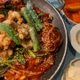 [성수 맛집] 한우곱창튀김이 올라간 이색아구찜이 있는 성수 데이트 맛집 '성수AGU'
