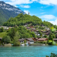 스위스 인터라켄 여행 숙소 : 동역 서역 호텔 어디가 좋을까?