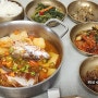 밥 위에 살 발라주는 자상한 남편, 매콤한 생선찌개