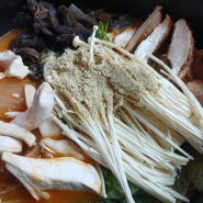 모라동밥집 3대명가가마솥 통뼈묵은지전골 후기