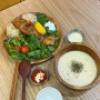 강남구청맛집 슬로우캘리 프리미엄 연어스테이크 샐러드 포케 혼밥