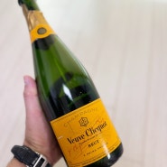 뵈브 클리코 브뤼 Veuve Clicquot Brut