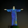 한국의 전통 한복 철릭을 입은 브라질 리우 예수상