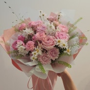 네이버예약 당산역 꽃과정원 꽃집 결혼2주년 핑크장미 축하 꽃다발