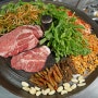 오산 수청동 맛집 솥뚜껑에 두툼하고 특별한 목살이 인상적인 고기집