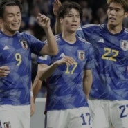 일본 축구 국가대표팀이 시리아를 5-0으로 완퍼
