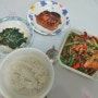 집밥~떡갈비,마늘쫑 어묶음볶음,들깻잎 볶음~간식~조청유과 어포튀각 빠삭이