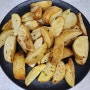 웨지감자 레시피 에어프라이어 감자요리 간식으로 좋은 버터감자구이 만드는법