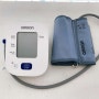초등학생 자녀들도 함께 사용가능한 스마트한 가정용 혈압계 오므론 OMRON HEM-7142T