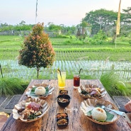 발리 전통음식 바비굴링 맛집 Warung Babi Guling Pande Egi 판데에기