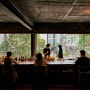 [홍대] 엔트러사이트 서교 : 카페 - 침묵으로 채워진 밀도 있는 공간