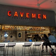 싱가포르 스테이크 맛집 CAVEMEN 레스토랑&바, 정육점 Cavemen Butchery