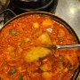 돈아돈아 - 청주 수곡동 로컬 맛집, 연탄불로 구어 먹는 껍데기 있는 생상겹살과 짜글이! 연탄구이의 정통 맛집!!