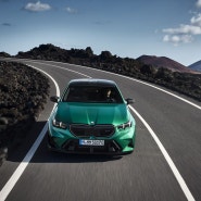 신형 'BMW M5' 풀체인지 모델 공개, 강력한 성능의 PHEV (플러그인 하이브리드, 5시리즈)