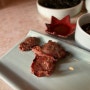 용산역 고기집 홍홍: 깔끔한 분위기에 반찬이 맛있는 고기집