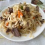 몽골여행 2일차 현지식당에서 몽골음식 점심식사🐏 양고기만두와 볶음면