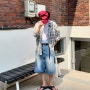 세호 데일리룩 240703 썸머 체크셔츠/샌드 오버 버뮤다데님/플립플랍/아르켓 에코백/남자 여름셔츠 코디/남자 바캉스룩 코디/남자 쪼리 코디/남자 쇼핑몰/언유즈얼