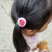 아이피니 머리핀 아이가 좋아하는 헤어핀 체크 딸기 왕방울 머리끈
