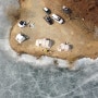 꽁꽁 얼어붙은 호수 위로 캠퍼들이 걸어다닙니다::충주 중산저수지 캠핑장