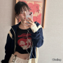 일본 여행 중인 카리나 반팔 티셔츠와 트랙슈트 자켓 브랜드 어디꺼?