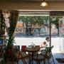 [보라매] 도토리소년 : 카페/디저트/베이커리 - 사장님의 취향이 한껏 묻어 나오는 따뜻한 감성 카페