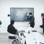 회의실 벽걸이 전자칠판 - 회의용 전자칠판도 현대 스마트보드!