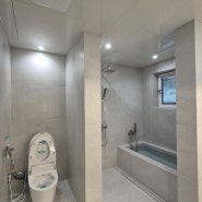 광양 중마동 주택 조적욕조와 세면대로 완성된 개성 있는 욕실