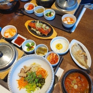 삼척 쏠비치 해파랑에서 점심 먹고 마마티라에서 차 마시기