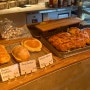 부천빵집 베이커리호프, 넓은 매장에 맛있는 빵 한가득