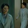 [그 옷 어디꺼] '돌풍' 김희애, 강렬한 순간! 시청자 사로잡은 테일러드 코트 어디꺼?