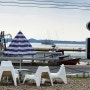 홍성 오션뷰카페, 한적한 궁리항 바닷가 풍경이 좋은 카페드하리