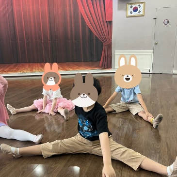 창의성과 표현력을 높여주는 Ballet Class♥신정동어린이영어학원 RSS 대표 이미지