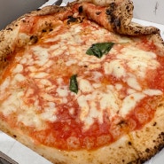 [이탈리아/나폴리] '피제리아 다 미켈레(L'Antica Pizzeria da Michele)'의 마르게리타 피자