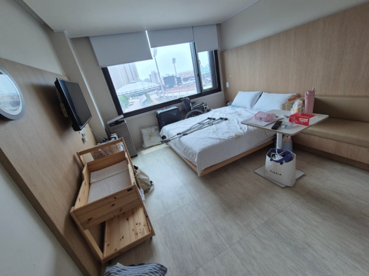 객실,침대,소파,TV,아기침대