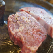 거제 맛집에 대해 알고 계세요? 대표메뉴 목살과 삼겹 콤보가 인상적인 목구멍 본점 소개