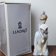 야드로(LLADRO) 01006117 콘스탄스(CONSTANCE)