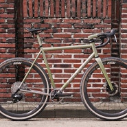 Mosaic Cycles | 모자익 GT-1 iAR 티타늄 그래블 자전거 출고