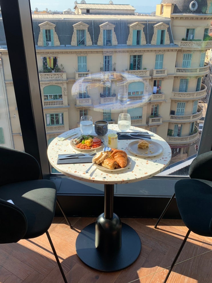 DoubleTree by Hilton Nice_ 더블트리바이힐튼, 니스호텔, 장단점, 공영주차장 : 네이버 블로그