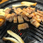 2층의 합리적인 사당고기 맛집 이곱착한고기